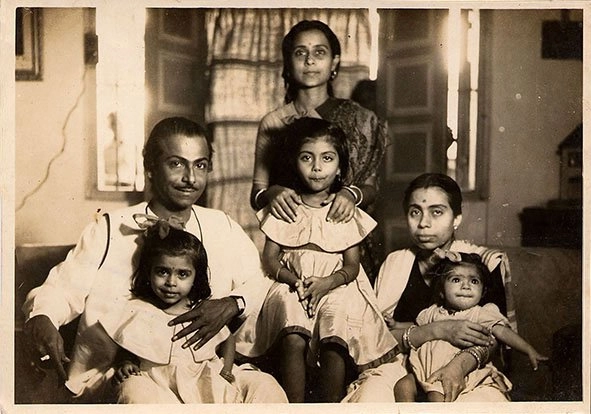 Ma and family low
