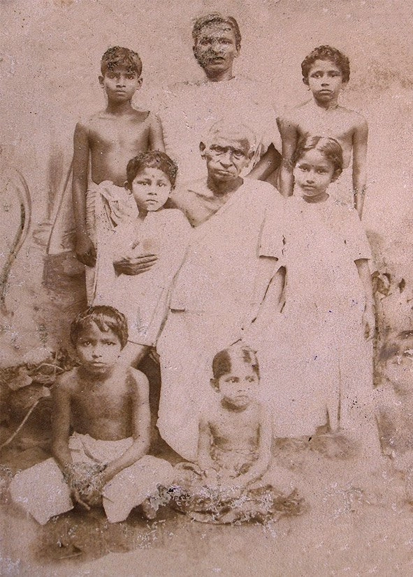 Pillavilakam f bhagavathy vilakam Low